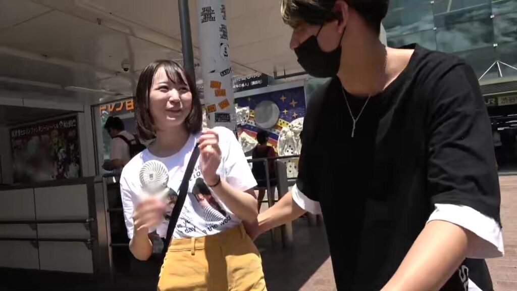 0010576_かわいい フェラ 胸射などが含まれている