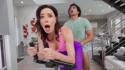 Threesome With Flaky GF and Fit MILF Dana DeArmond, Liz Jordan / Brazzers/ Enter XVPROMO on official site for discount