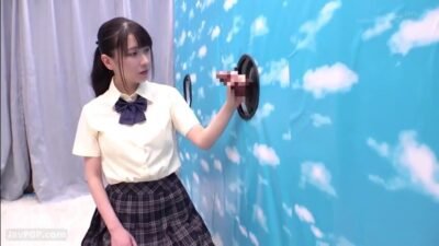 250222ちんぽ当てるエロ遊びが話題e4