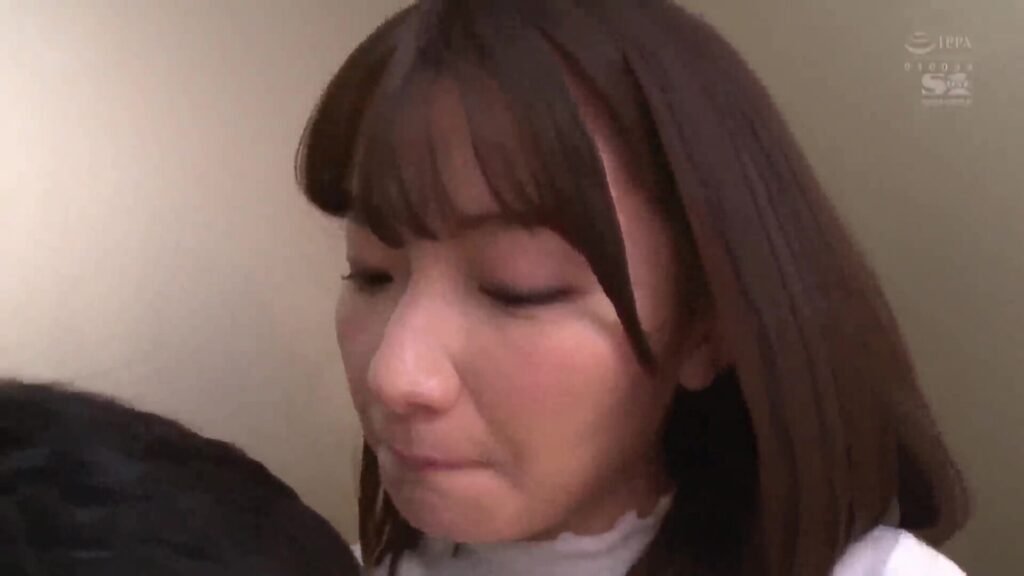 250506スケスケのデカパイで誘惑するエロ美女i1