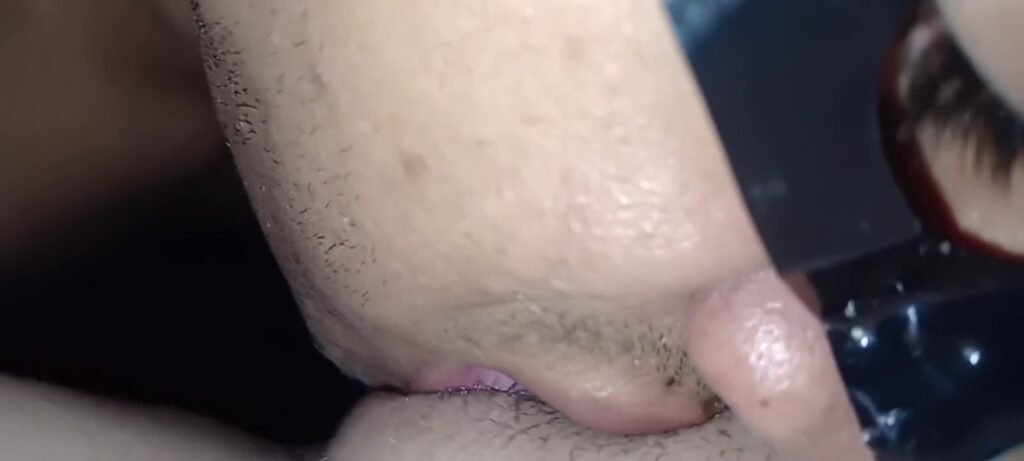 Esposa Contando Detalhes Pro Corno Da Saida Com O Amante Enquanto Corno Chupa Sua Buceta Ate Goza