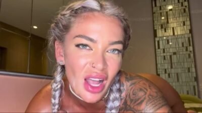 Hayleydaviesxxx Sucking Big Cock And Swallows Cum