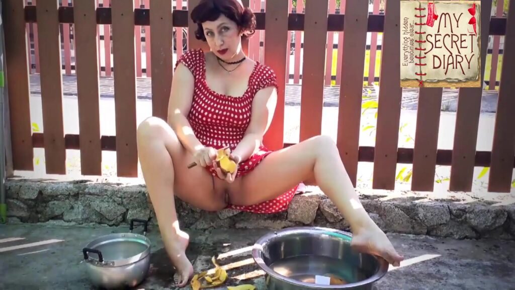 My Secret Diary Tells About My Sexual Adventures Outdoors. L1