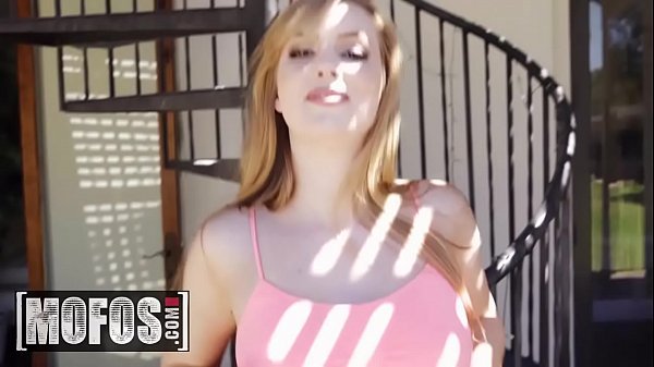 Pervs on Patrol – (Dolly Leigh) – Window Watcher Gets His Wish – MOFOS
