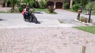 Big Tits Arab Pornstars Mia Khalifa and Julianna Vega Fuck Big Dick White D